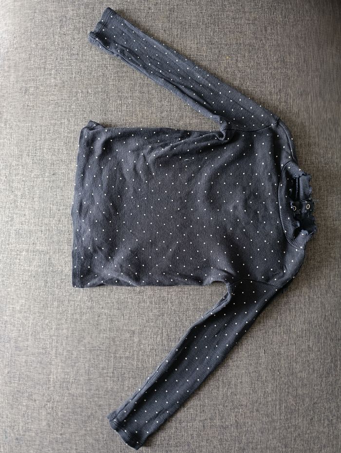 tee shirt en maille côtelée taille 3 fille