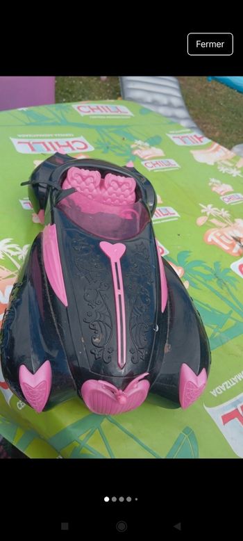 Voiture poupée Monster high j28