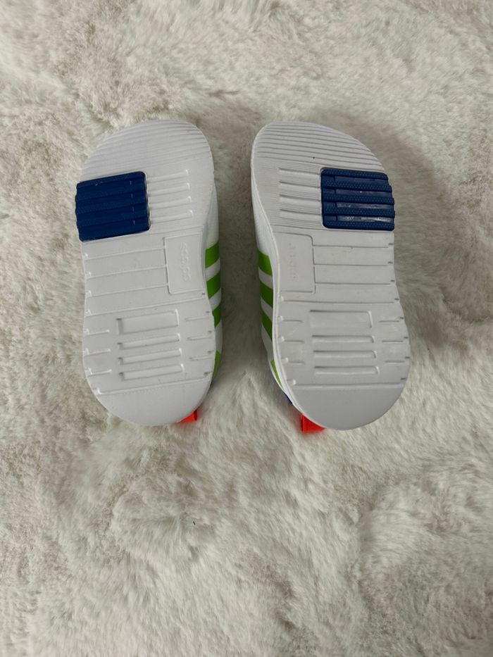 Baskets Adidas feat Disney - photo numéro 3