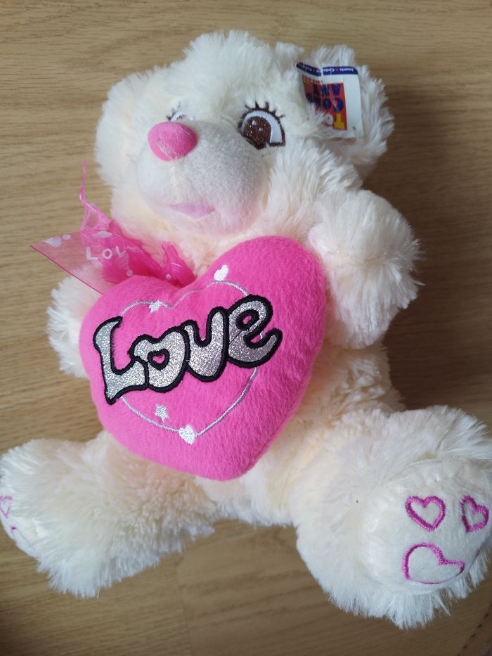 Peluche neuve Love - photo numéro 2
