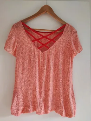 Top orange - mini coeur - 34 - très bon état