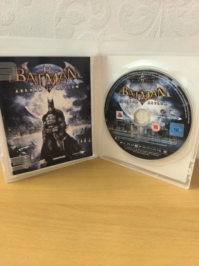 Batman Arkham Asylum - PS3 - photo numéro 3