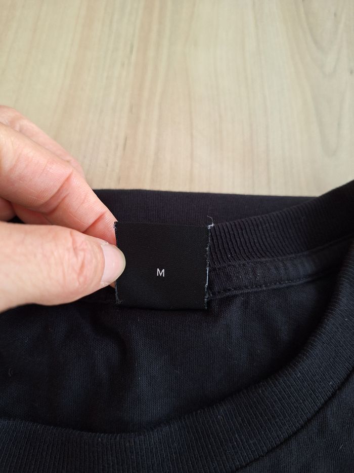 T-shirt taille M Hugo Boss - photo numéro 5