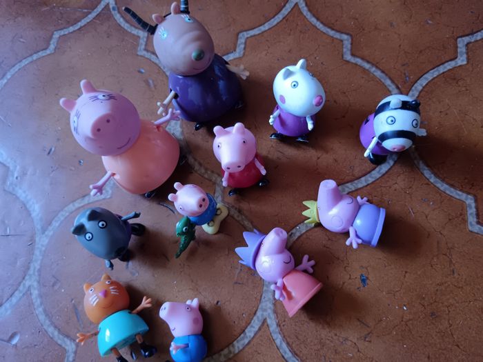 Lot figurine peppa pig