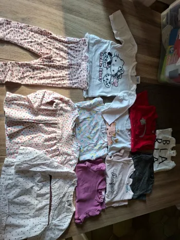 Lot 6 mois fille