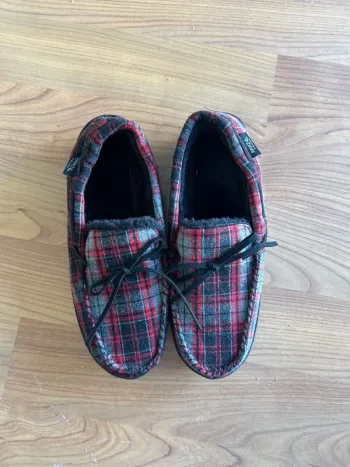Chausson neuf taille 45