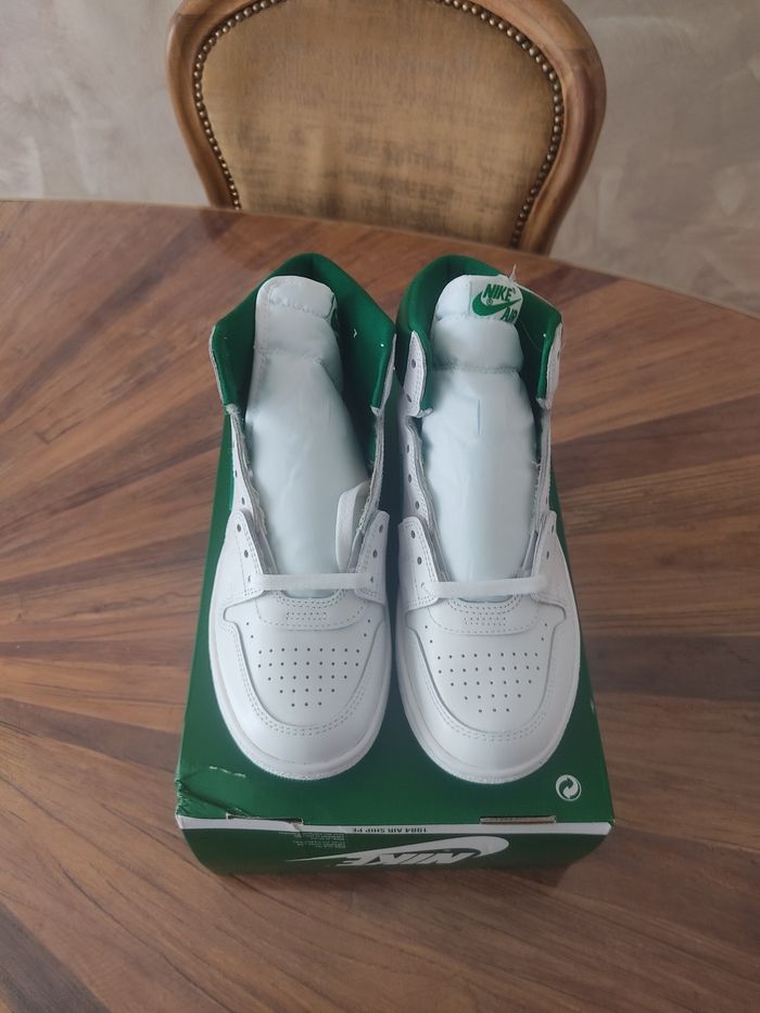 Baskets Nike air Jordan ship T 40 - photo numéro 3