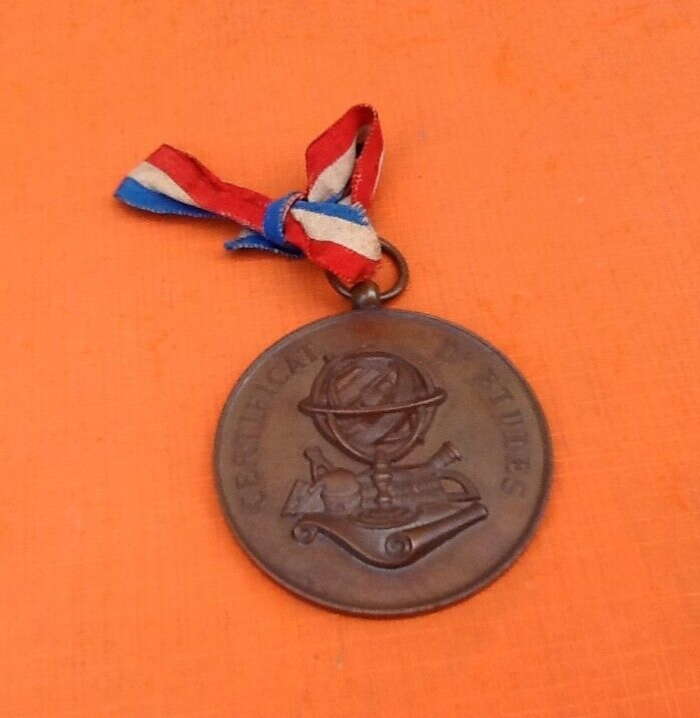 Médaille XIXème en cuivre dans son écrin Certificat d' Etudes - photo numéro 6