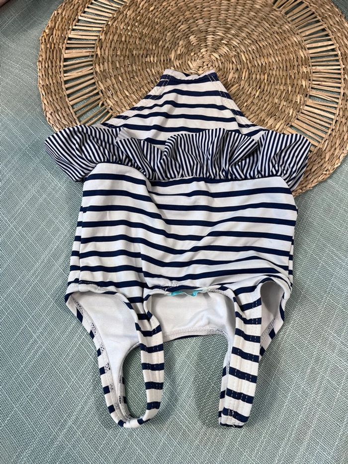 Maillot de bains taille 23 mois - photo numéro 4