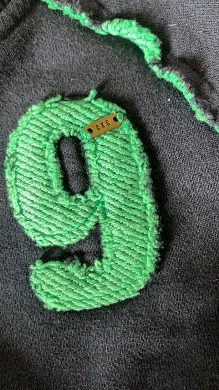 Pull 2 ans Neuf juste lavé CKS - photo numéro 2