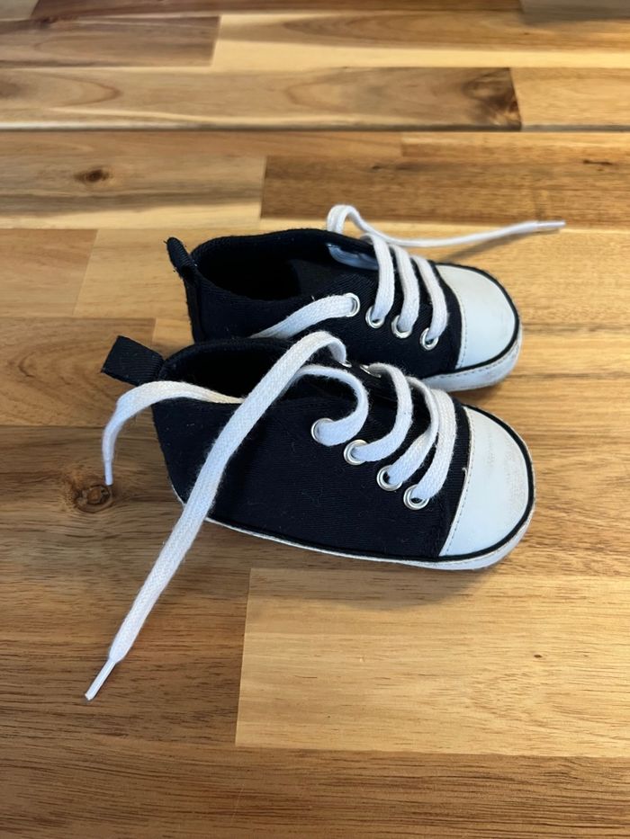 Chaussures Kiabi 12/18 mois