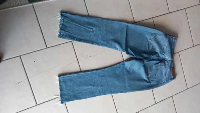 Jean 7/8 e large levis 501 bas effilé - photo numéro 3