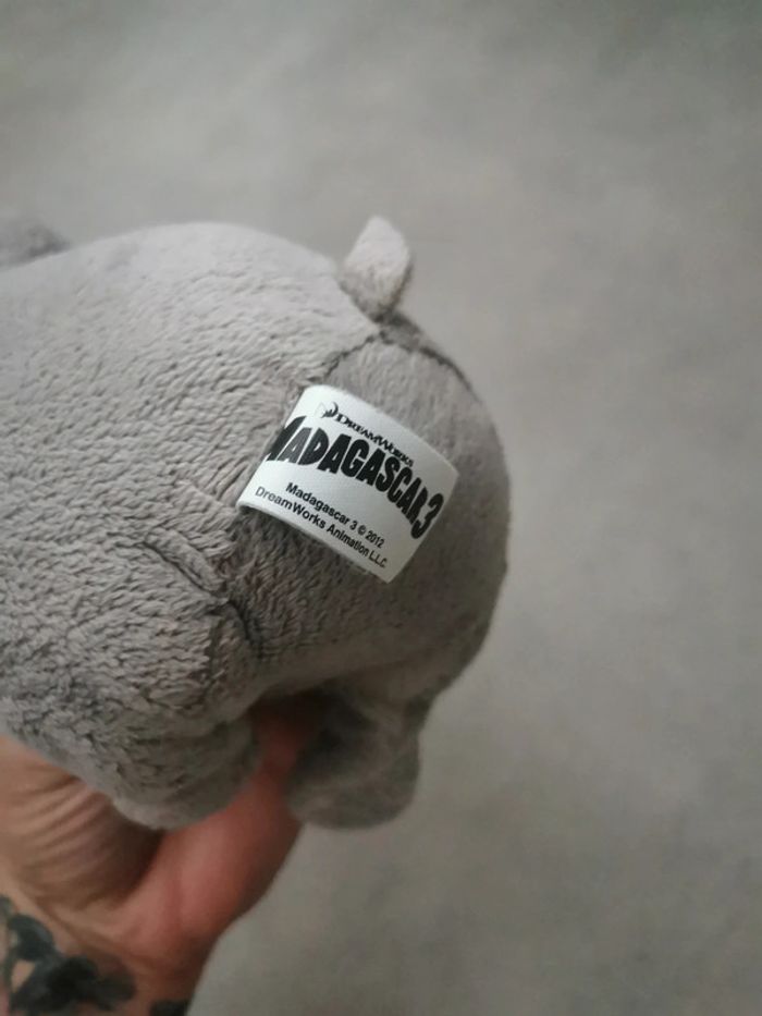Peluche Madagascar 3 hippopotame - photo numéro 2