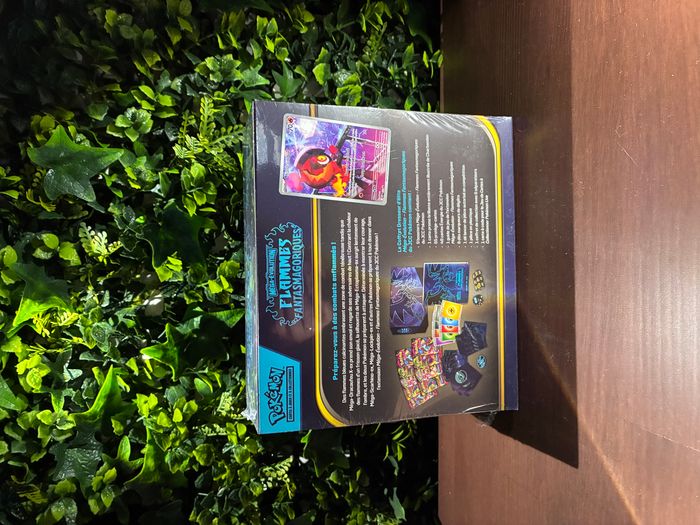 ✨ Coffret dresseur d'élite méga-évolution - flammes fantasmagoriques ✨ - photo numéro 2