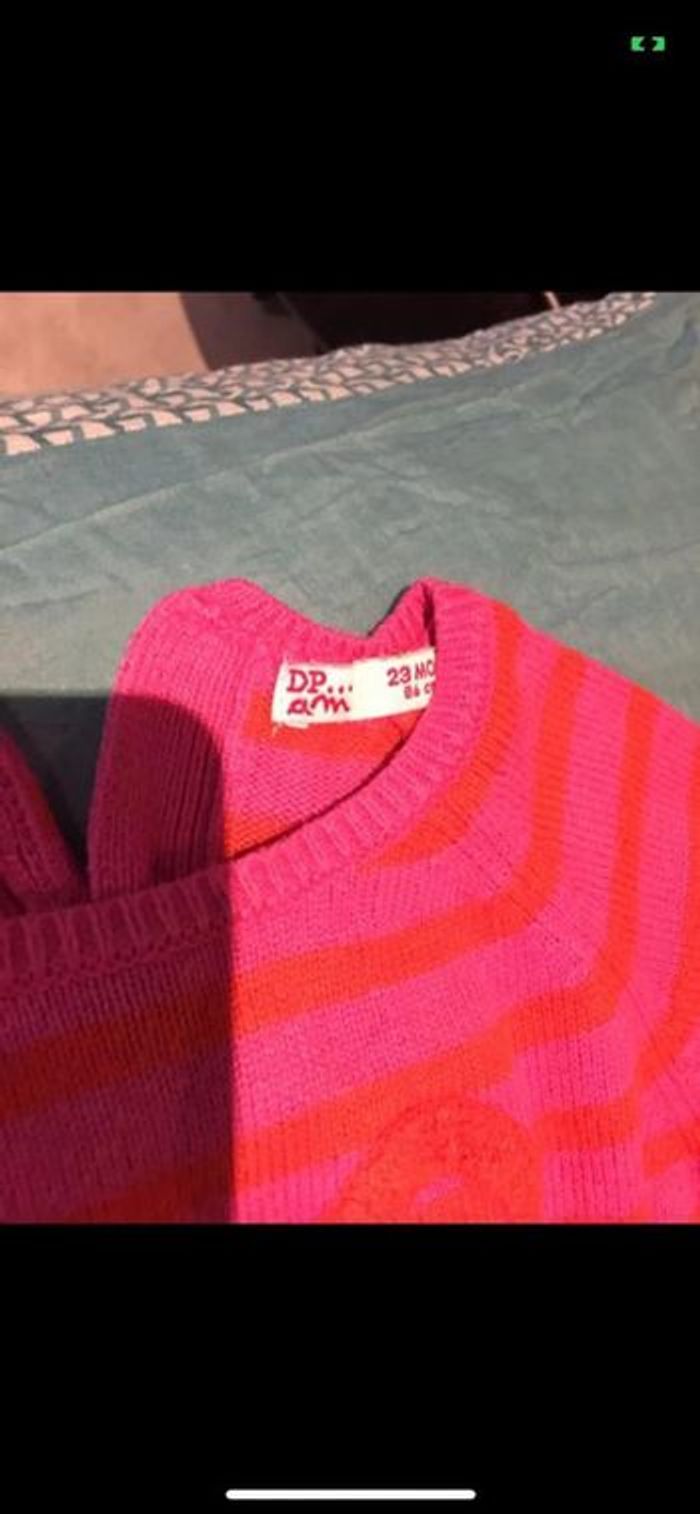 Pull rose 23 mois avec coeur - photo numéro 3