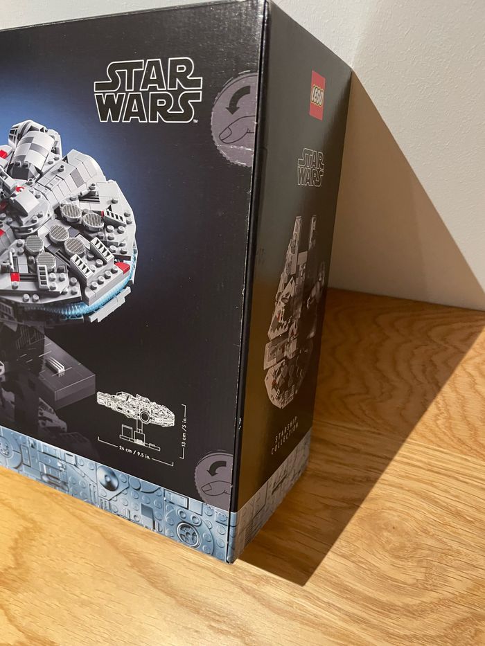 Lego Star Wars 75375 Millennium Falcon™ - photo numéro 3