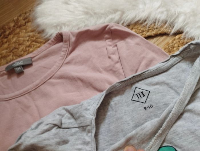 Lot t-shirts 9/10ans - photo numéro 3