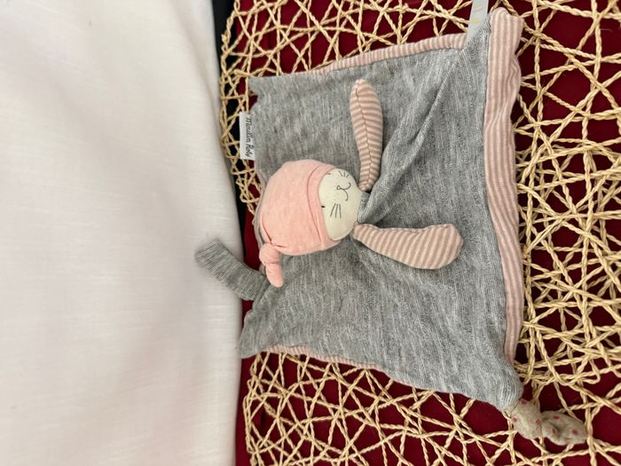 Doudou plat Chat Moon gris rose Les Petits Dodos MOULIN ROTY - photo numéro 4