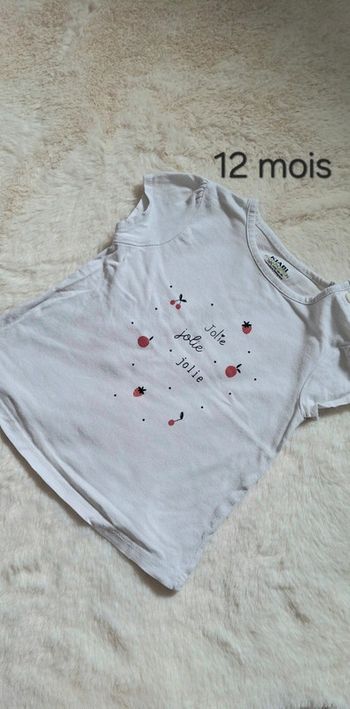 T-shirt manches courtes taille 9-12 mois