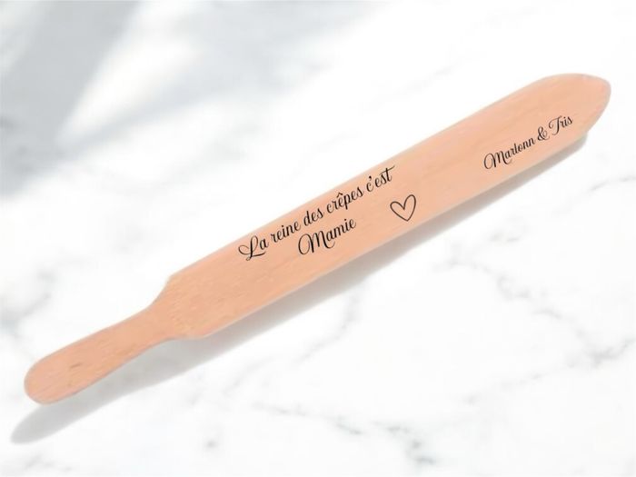 Spatule à crêpes en bois personnalisée