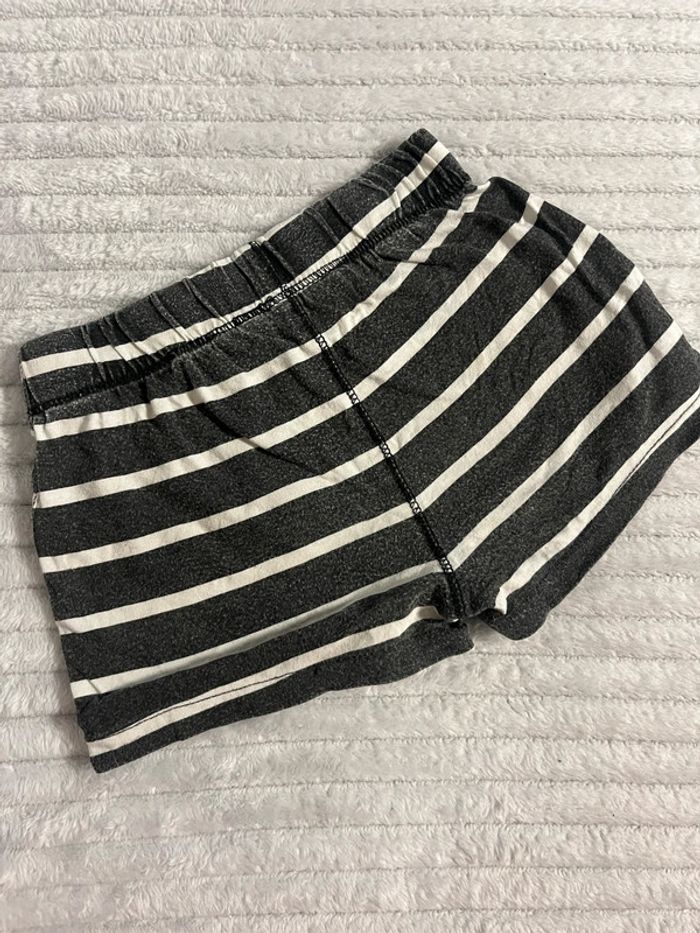 Short léger 4 ans - photo numéro 3