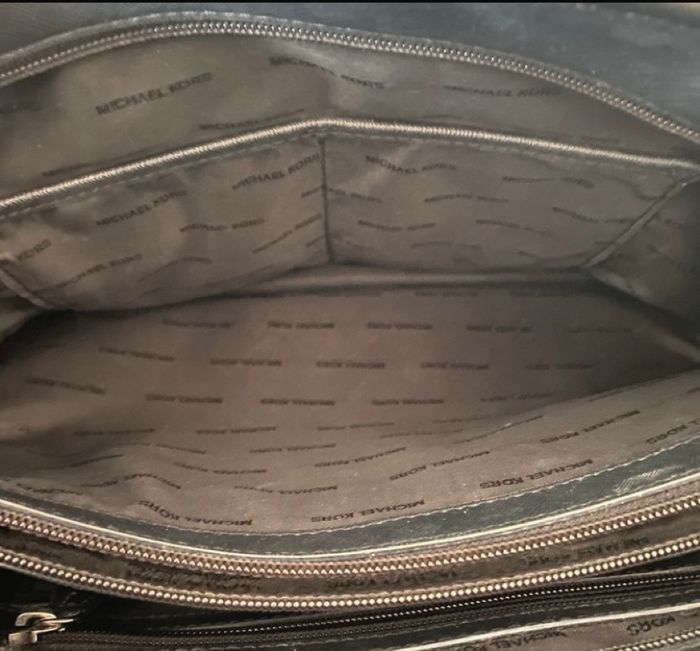 Sac noir marque Michael Kors - photo numéro 6