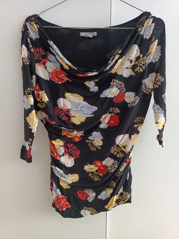 T-shirt noir fleurie h&m M