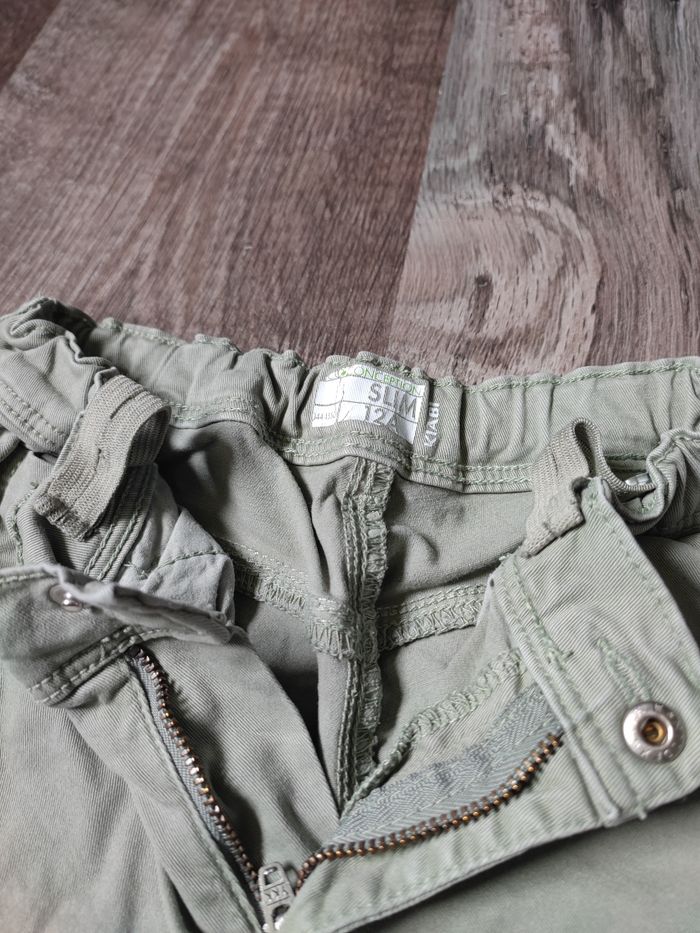 Lot 2 jeans slim. 12 ans - photo numéro 3