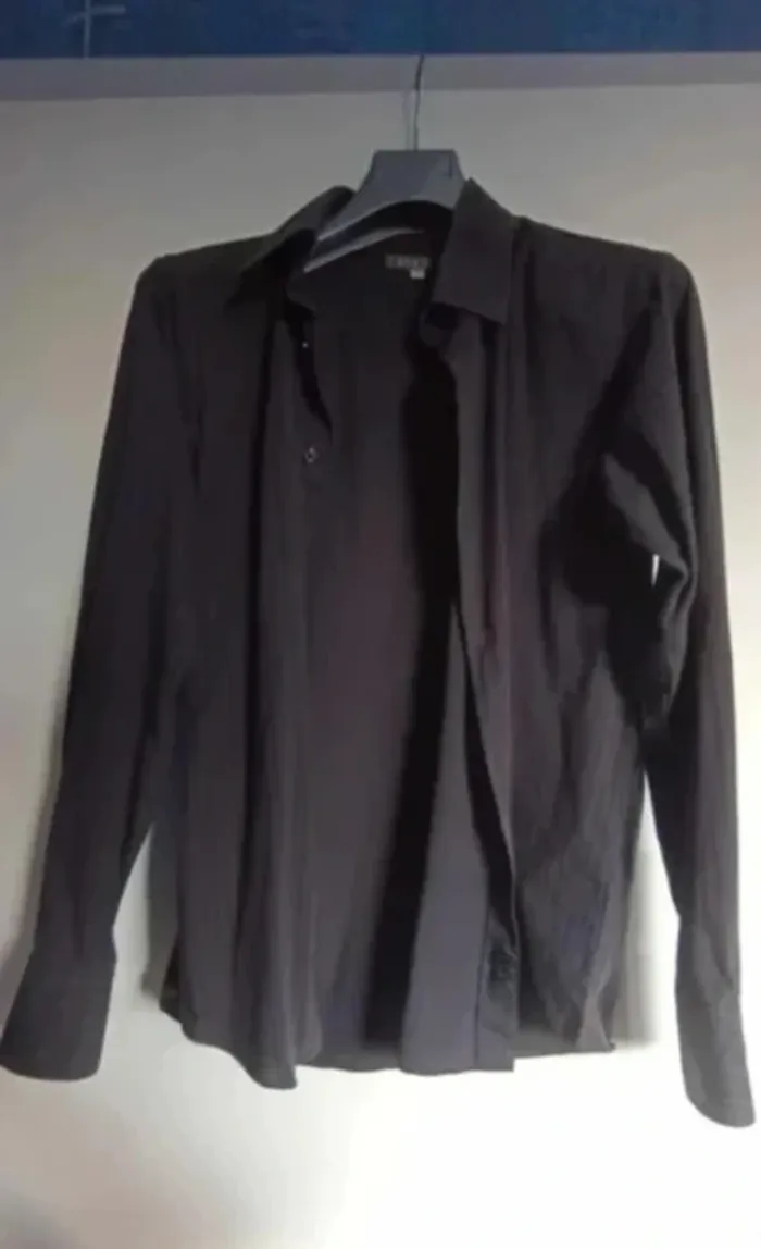 chemise manches longues noire à rayures noire friday taille M