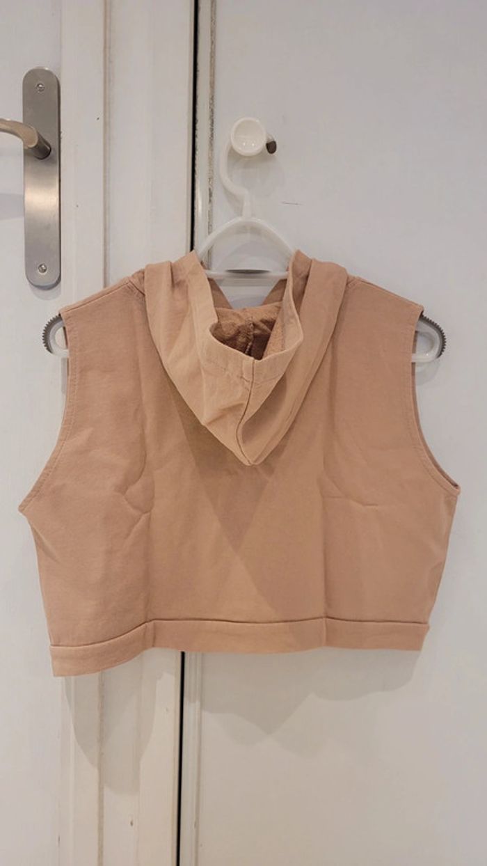 Sweat crop top sans manche à capuche 96% coton - photo numéro 2