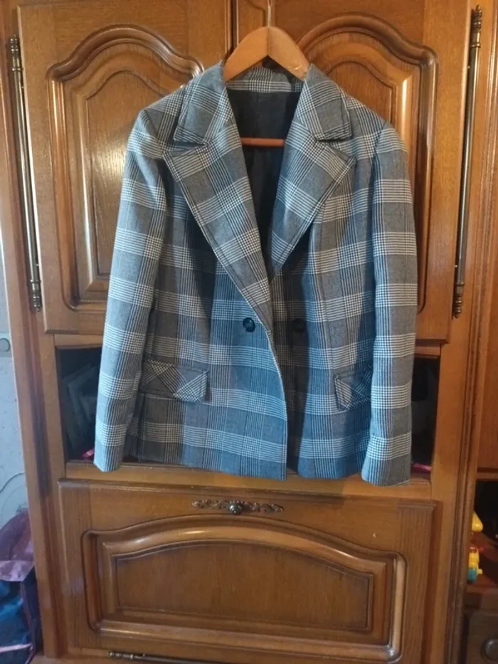 Veste femme très grande qualité taille 36 38