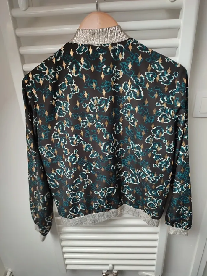 Jolie veste type bombers mi saison Taille 1 - photo numéro 13