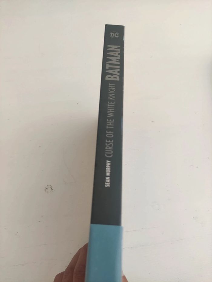Comics DC Batman curse of the white Knight Fnac édition tirage limité - photo numéro 3
