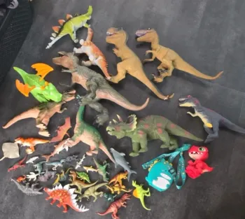 Lot dinosaures