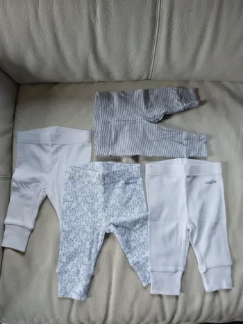 Lot de 4 leggings 3 mois