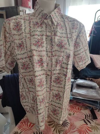 #kytie38femme. Chemise manches courtes taille 38/40