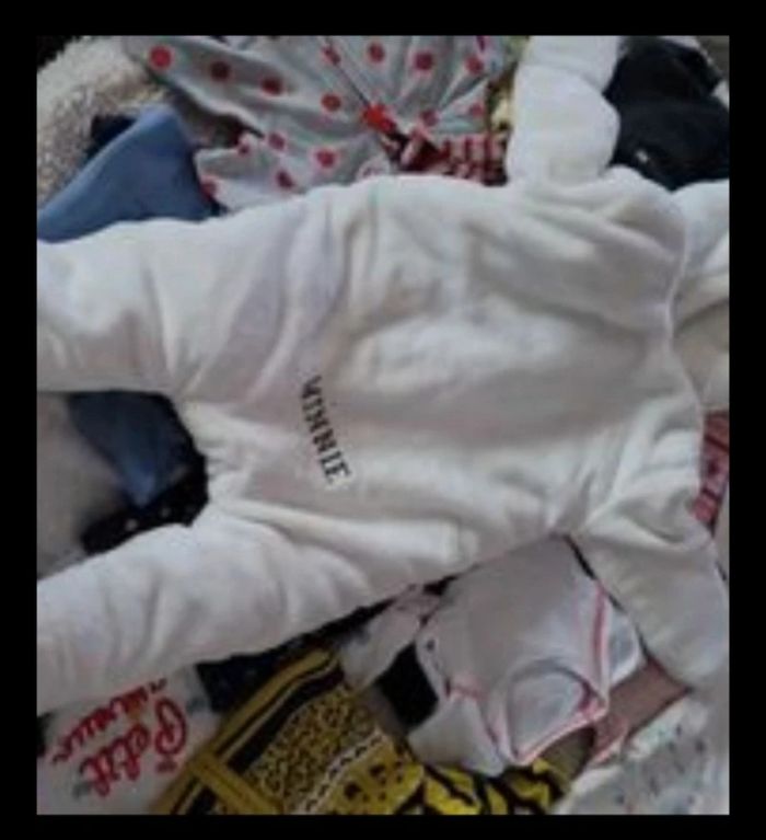 Lot de 60 pièces bebe fille 6 mois - photo numéro 3