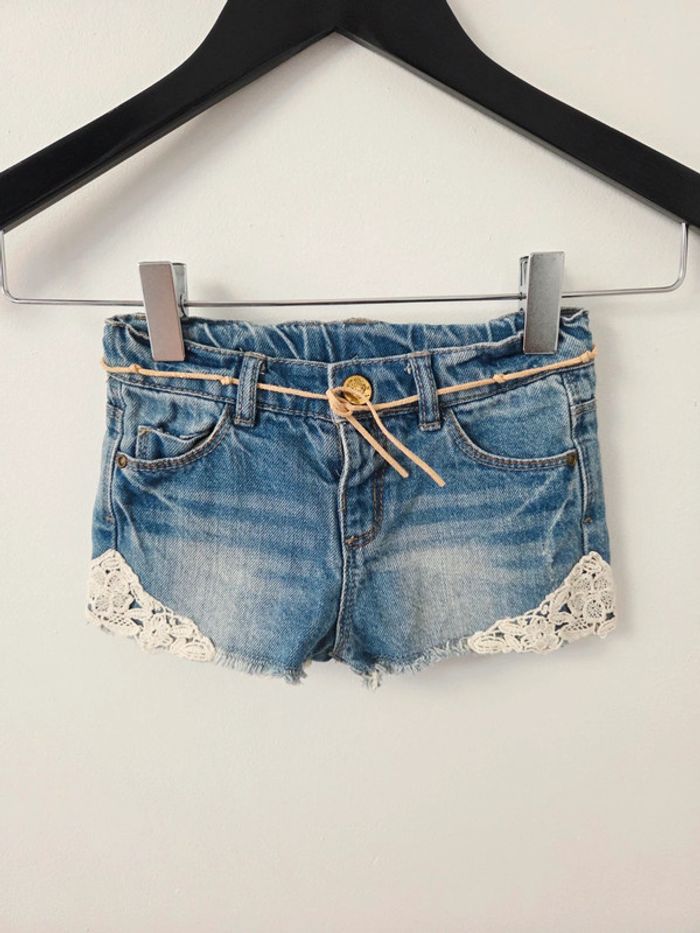 Joli short Zara 9/12 mois