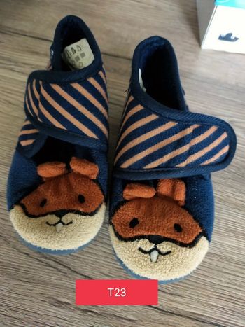 Chaussons T23 portes quelque fois