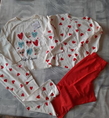 2 pyjama Vertbaudet taille 5 ans