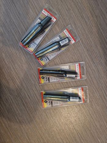 Lot de 4 mascara neuf sous blister rimmel