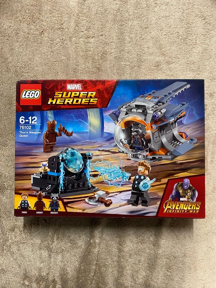 LEGO 76102 Super Heroes À la recherche du marteau de Thor neuf