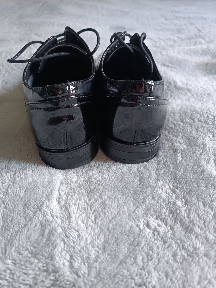 Chaussures vernies noires homme élégantes - photo numéro 4