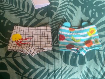 Lot de 2 slip de bain taille 3 mois