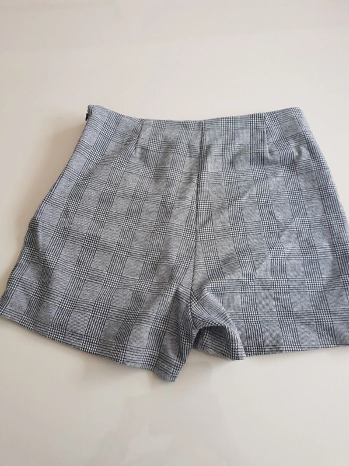 Jupe short - photo numéro 3