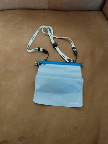 Pochette plastique étanche