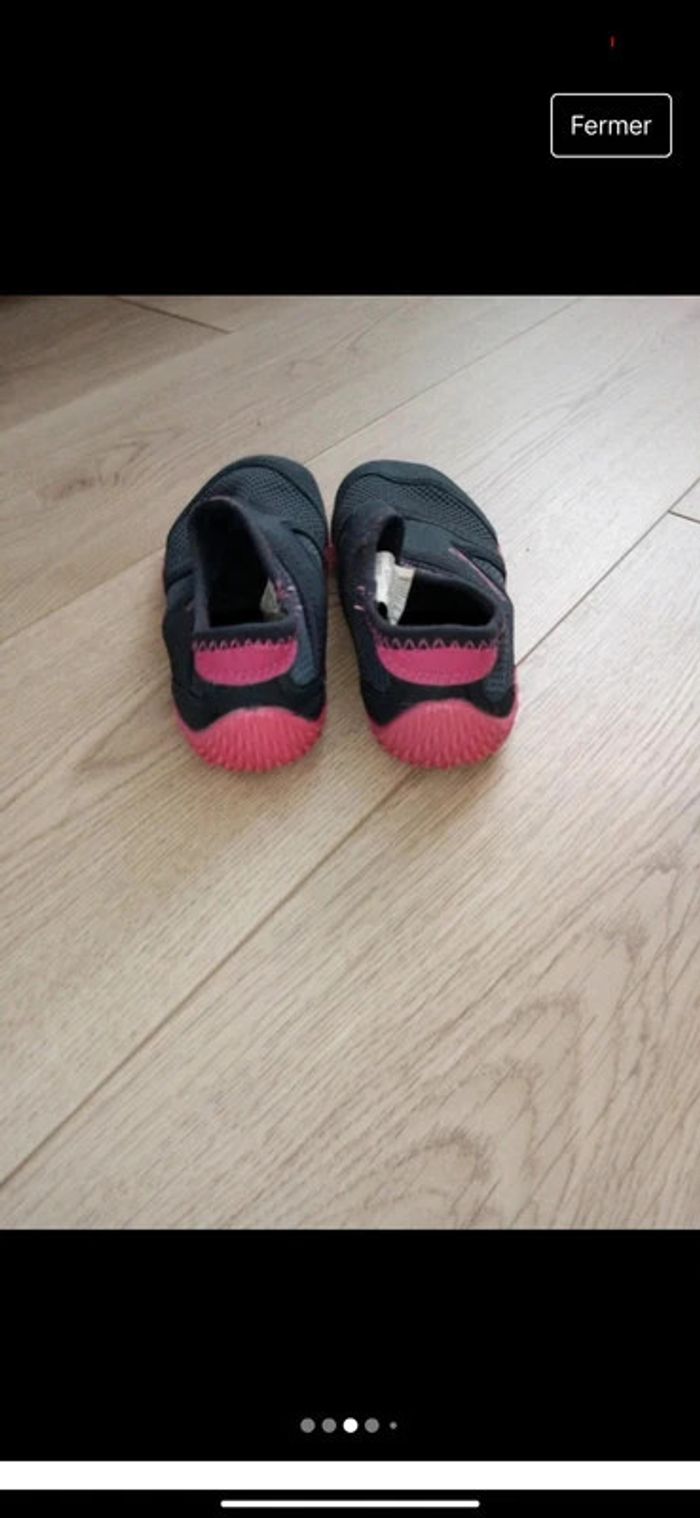Chaussures de mer/plage Tribord fille pointure 30/31 en très bon état. - photo numéro 3