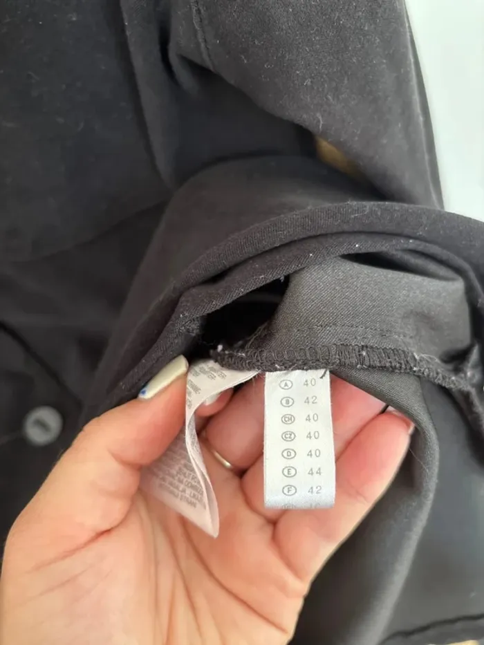 Sur chemise noire en Daim C&A taille 42/XL - photo numéro 7