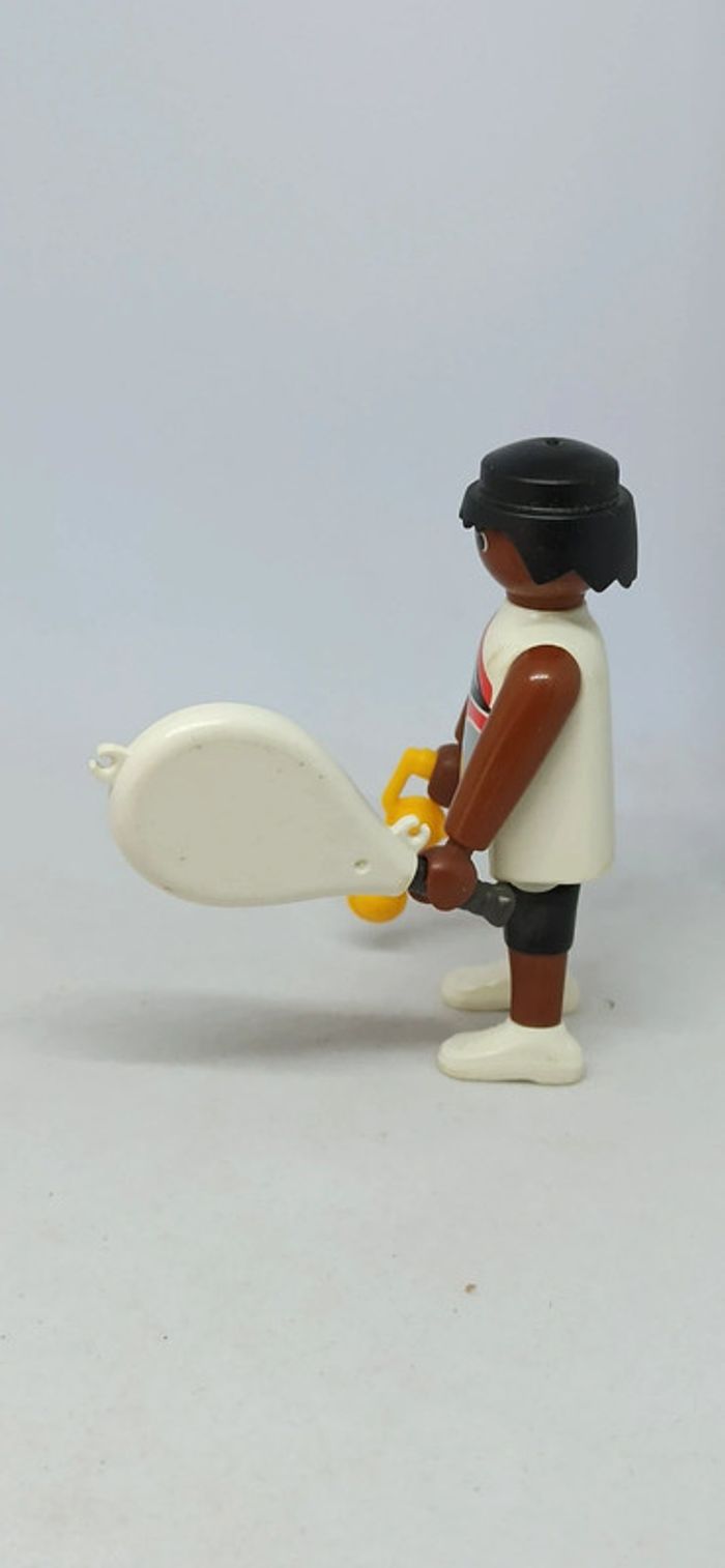 Homme sportif joueur de tennis avec raquette et balles playmobil - photo numéro 2