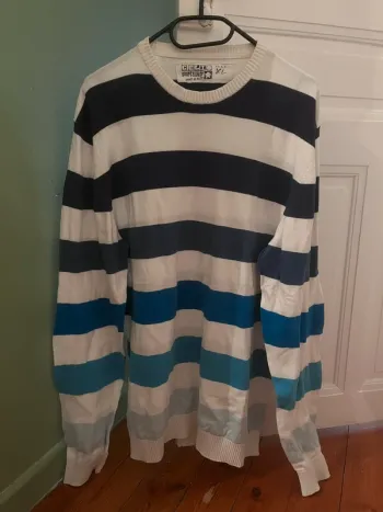 Pull Celio taille XXL